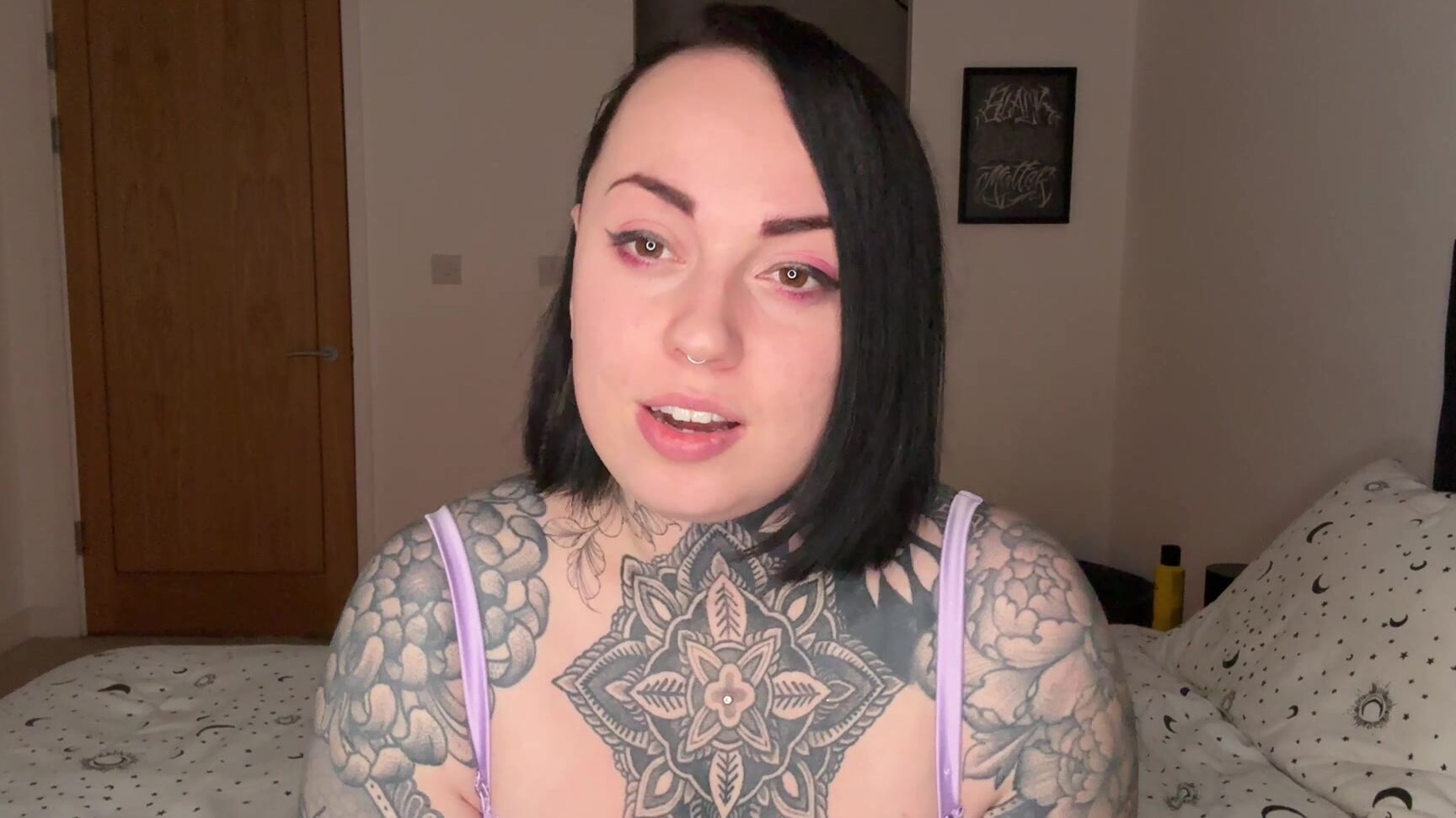 "MissValentina" bisexual, femdom, femdompov, gayjerkoffinstructions, gaymasturbationinstructions Encouraged Bi Level 2 Manyvids