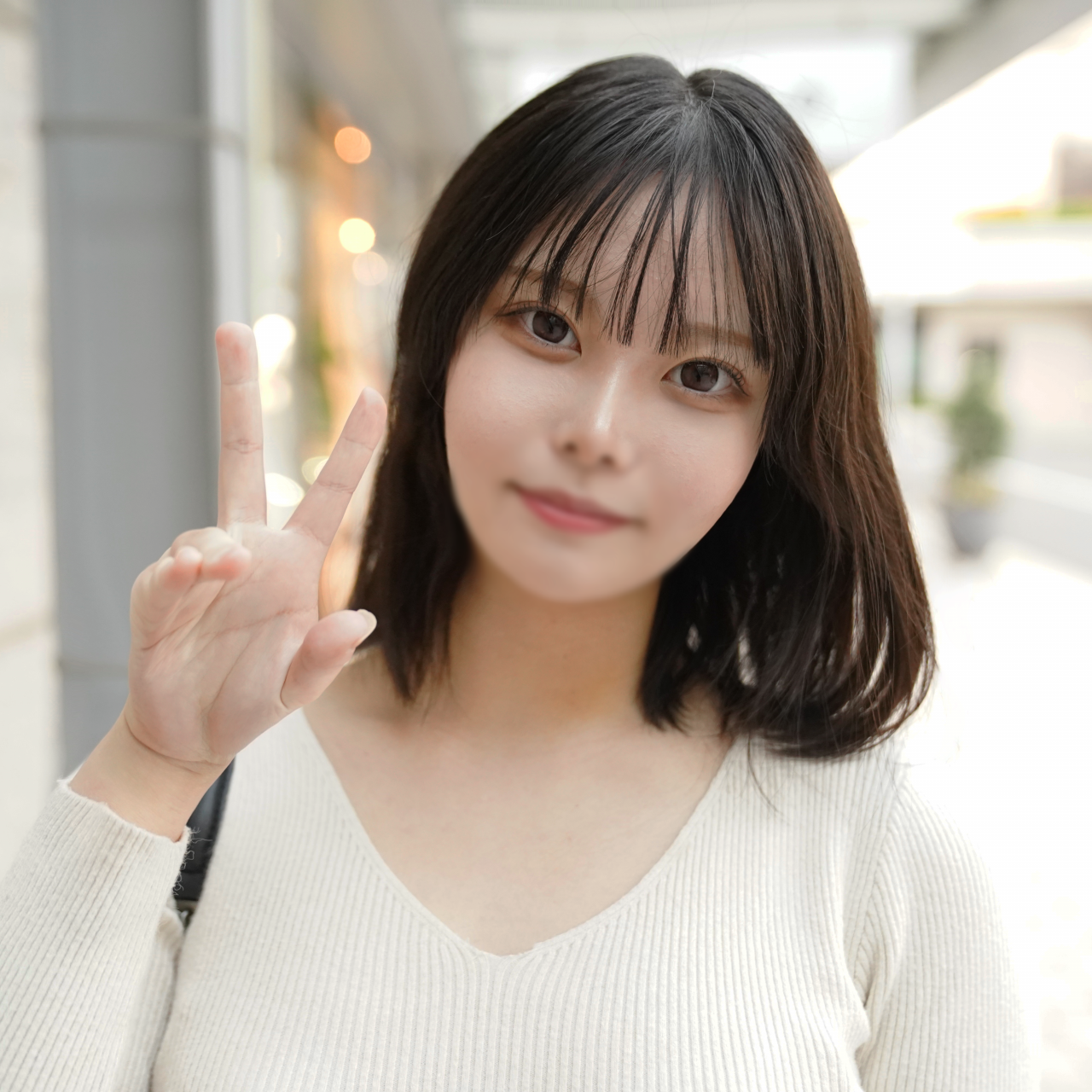 FC2-PPV-4701018 独占販売【6/27迄990ptt】 航空企業の新卒カワ顔の裏に隠された淫らな本姿。「その巨根で妊娠させて...」大量のザーメンが膣穴の奥から溢れ出す Jav Girls 2025-06-08  "FC2-PPV-4701018 - uncensored"