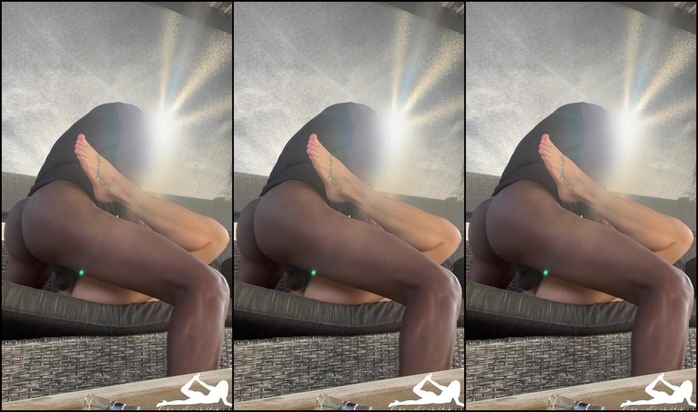 Bonus 2 Fitandflirtyhotwife The Firstclassjd Suns Out Buns Out 1280P
