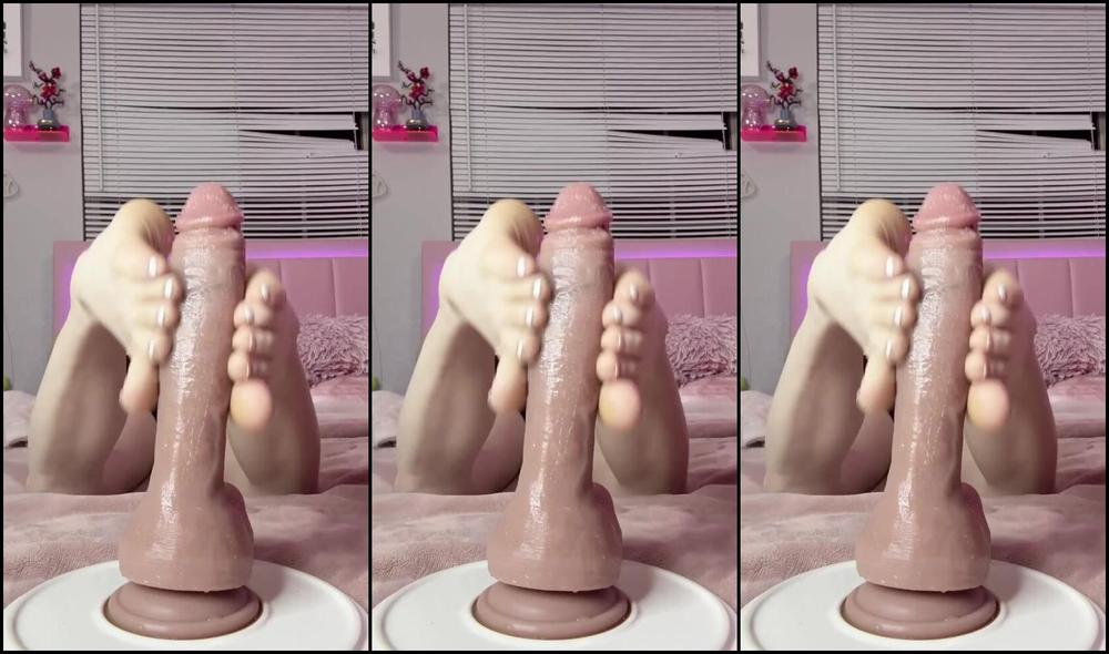 Queen Softneess Nicknamed Queen Soft400 04 25 2025 Onlyfans Video Watch How I Stroke This Fat Cock With These Soft Soles