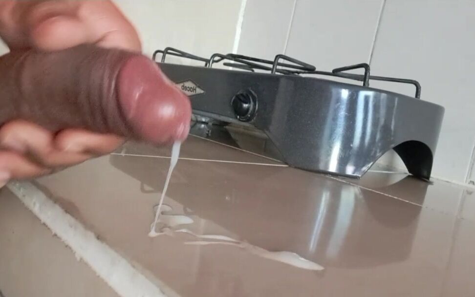 "Lola bbunny" bigdicks, cumontits, cumswallowers, kitchen, kitchentable a lot of cum in my kitchen Manyvids