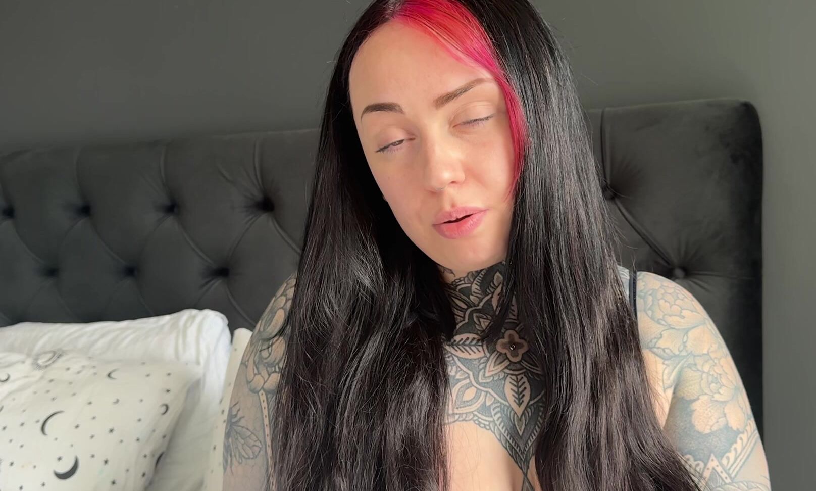 "MissValentina" blackmail, blackmailfantasy, blackmailtask, british, exposedfantasy, exposurefetish, femdom, femdompov Take Over Blackmail Timer Manyvids