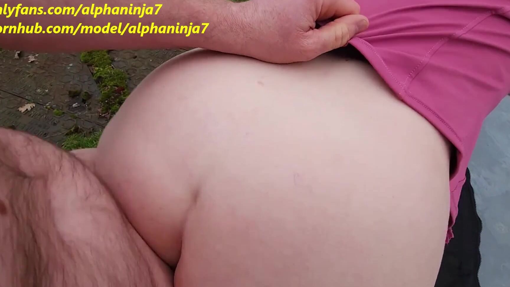 Трахни Меня Спермой Мочись В Общественном Park