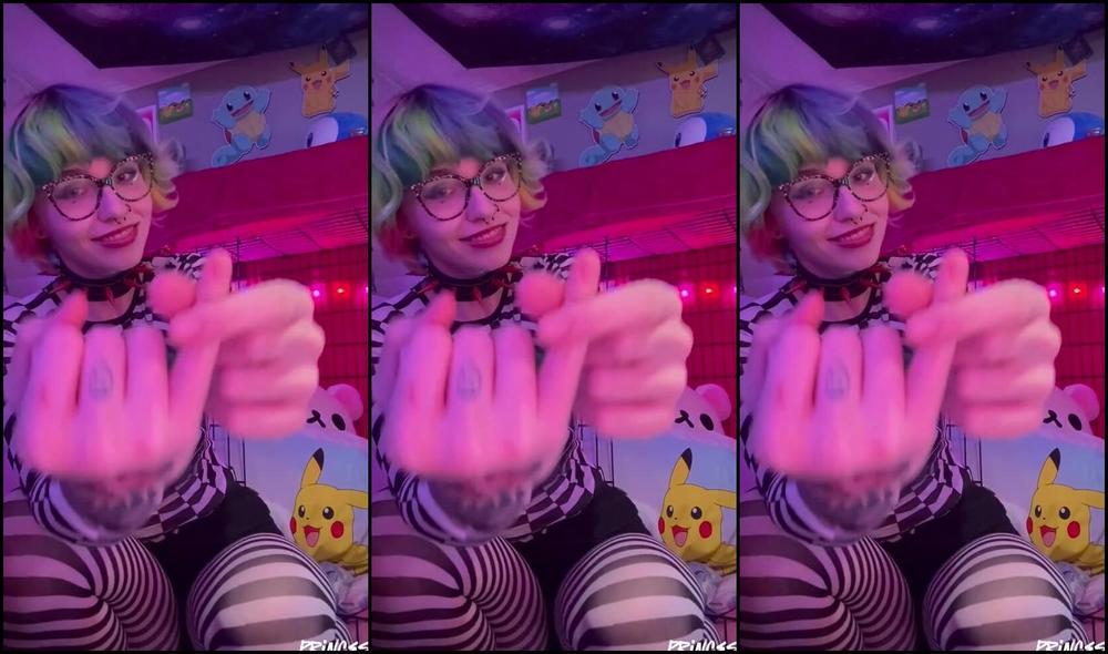 Princess Jann Aka Princessjann 10 11 2025 Onlyfans Video Watch Mommy Stroke Her Pinky And Daydream That Your Cock Was This Big Hahaha I Mean