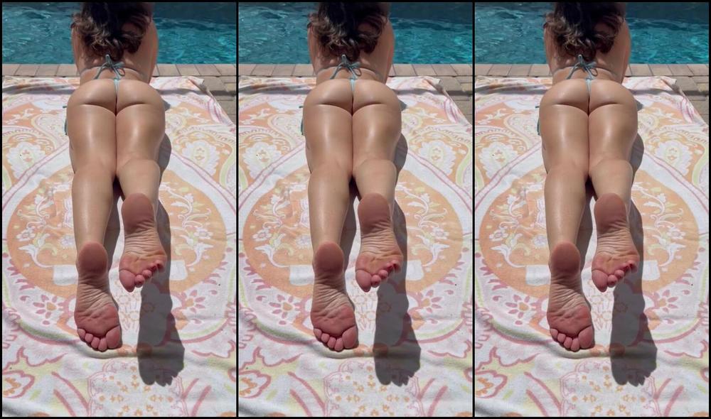 Melissa Nicknamed Omwithmelissa 10 14 2025 Onlyfans Video Is It Fall Yet