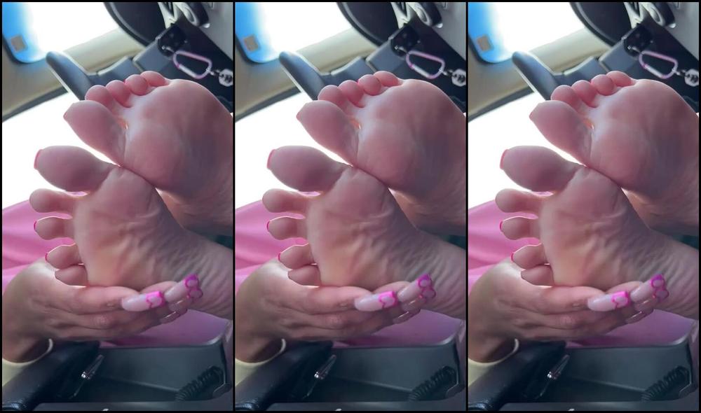 Effthemtoes Nicknamed Effthemtoes 02 01 2025 Onlyfans Video Fresh From The Shop