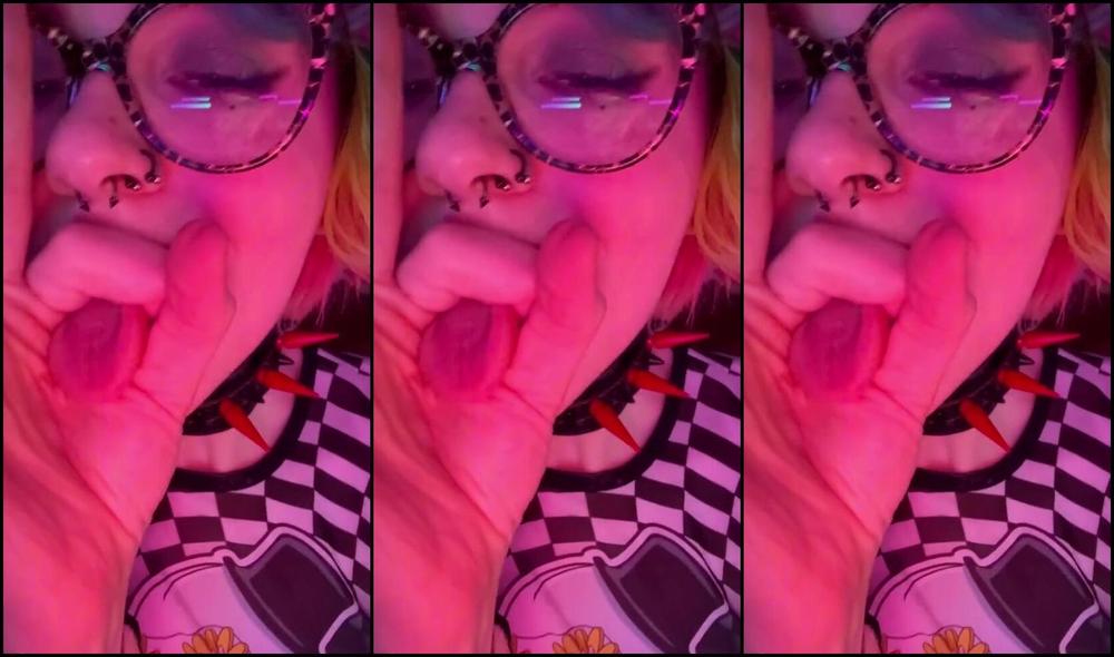 Dutiful Dolly Nicknamed Dutifuldolly 10 12 2025 Onlyfans Video Kissies 4 Daddy