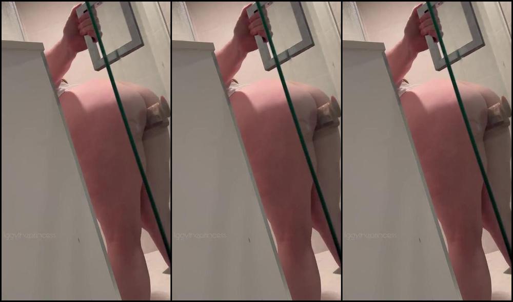 Princessiggy Nicknamed Princessiggy 09 05 2025 Onlyfans Video Using The Shower Door And Suction Cup Dildo To Fuck Myself Silly Lt3 Drop A Like
