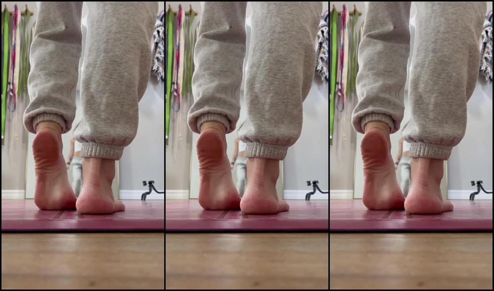 Melissa Nicknamed Omwithmelissa 01 24 2025 Onlyfans Video Leg Day Every Day