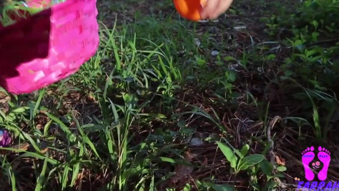 Farrah Feet Nicknamed Farrahfeet 04 09 2023 Onlyfans Video Watch Pink Bunny Farrah Easter Egg Hunt And Then She Shows Off Her Feet