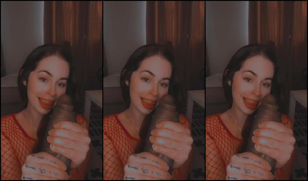 Goddess Sky Aka Cherryskyy 04 20 2024 Onlyfans Video Weak And Struggling In Your Cage Thats How Mommy Wants You