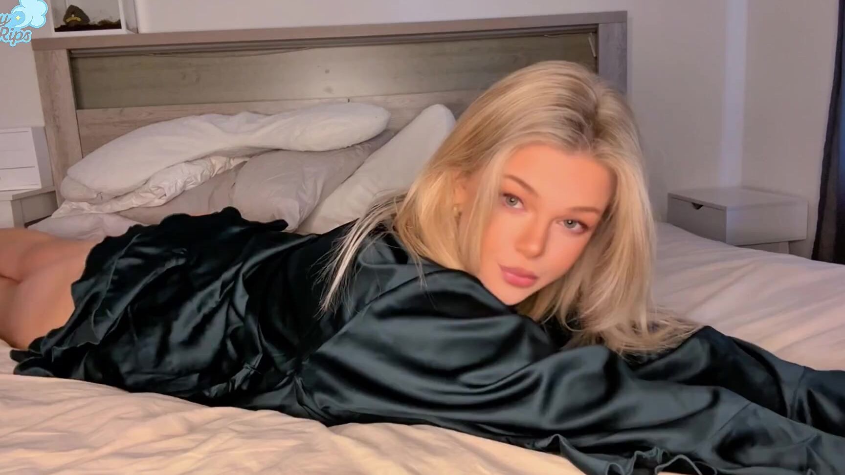 Riley Rips Aka Riley Rips 12 06 2025 Onlyfans Video I Like Me In Emerald Green Do You