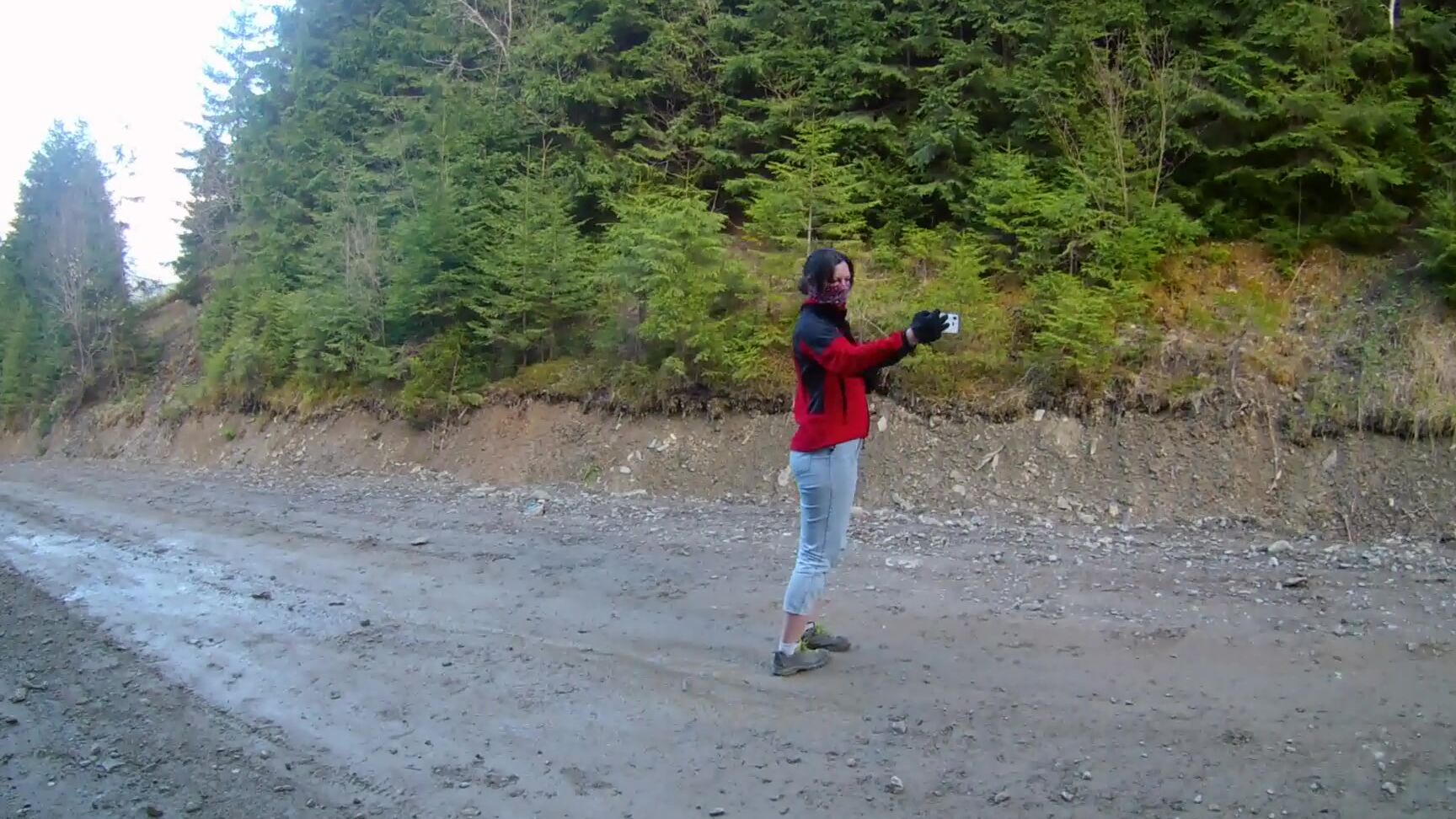 Вот Как Я Снимаю Свои Сольные Видео Рискованная Публичная Нагота В Горах