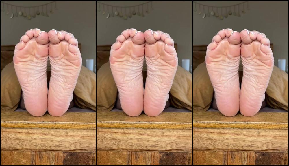 Mimi Williams Nicknamed Mimi Williams 09 16 2024 Onlyfans Video You Just Cant Stop Sneaking Around At The End Of My Bed