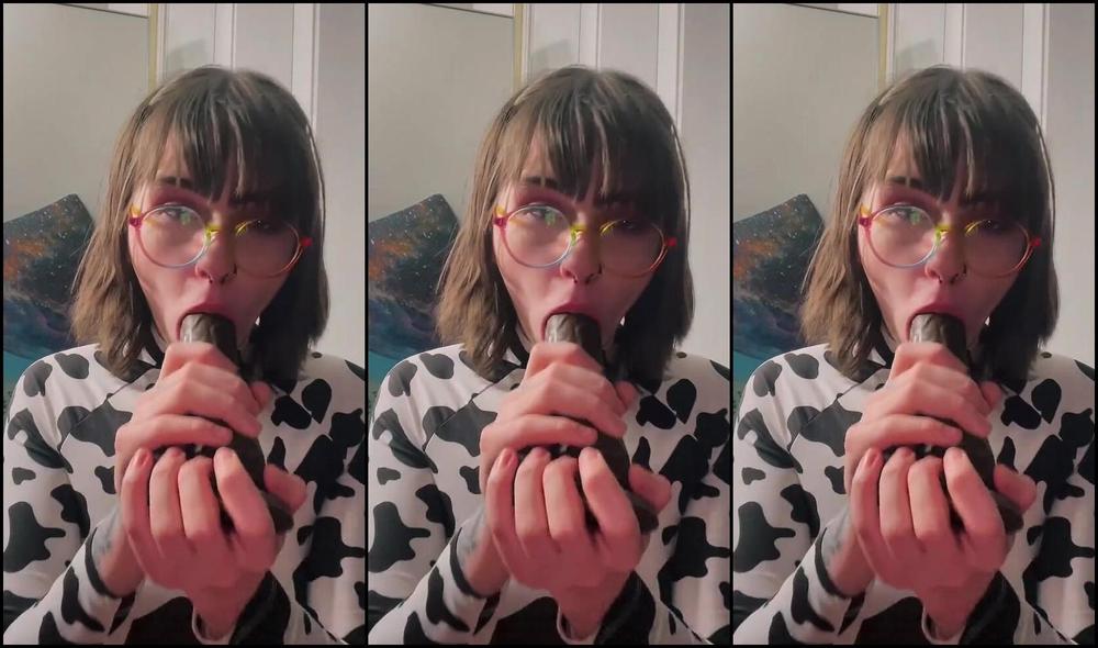 Dutiful Dolly Nicknamed Dutifuldolly 01 01 2024 Onlyfans Video I Am Meat 2024 Is The Year Im Going To Start Being My Absolutely Unhinged