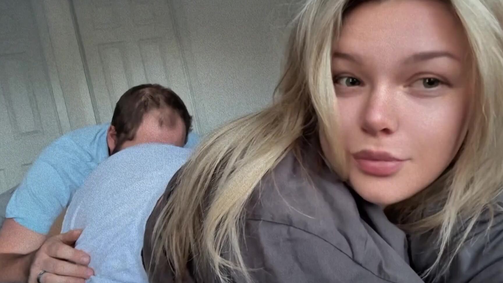 Riley Rips Aka Riley Rips 11 24 2025 Onlyfans Video I Took The Little Ones Out For Ice Cream This Arvo Because It Was So Hot