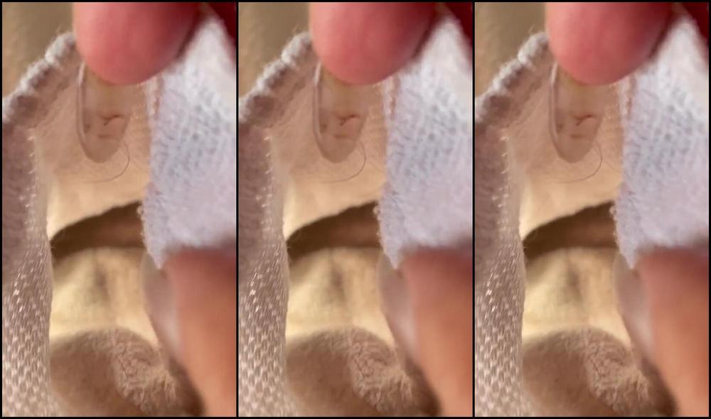 Sexyfeet47 Nicknamed Sexyfeet47 10 19 2025 Onlyfans Video Happy Socks Removal With Nude Toenails Sunday