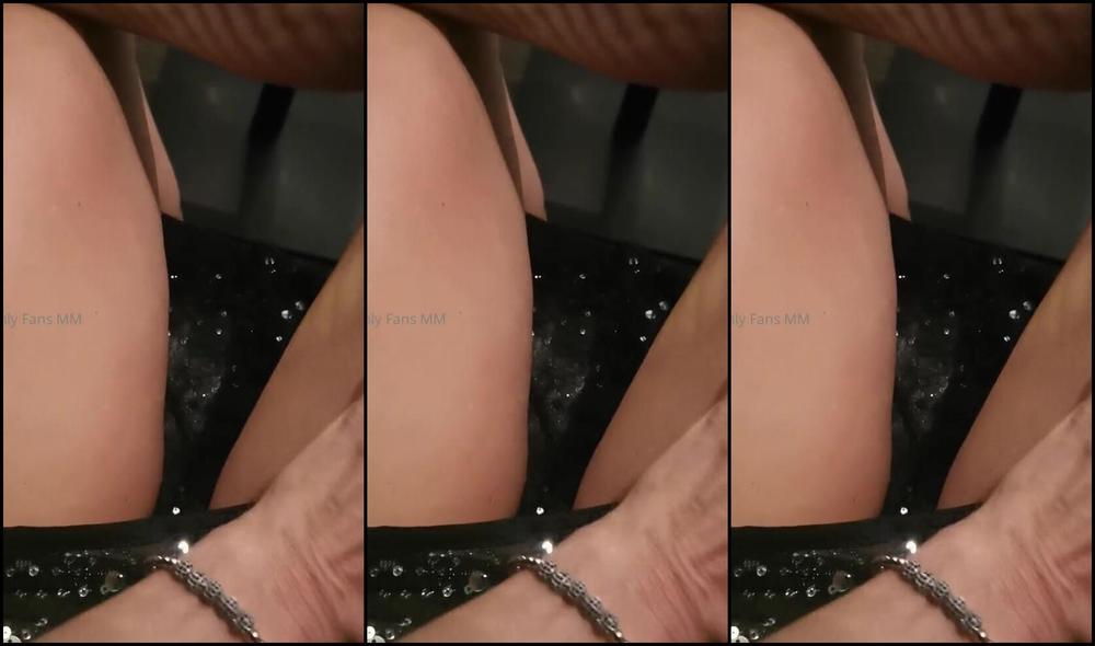 Moniq Nicknamed Moniq25 06 06 2024 Onlyfans Video Bar