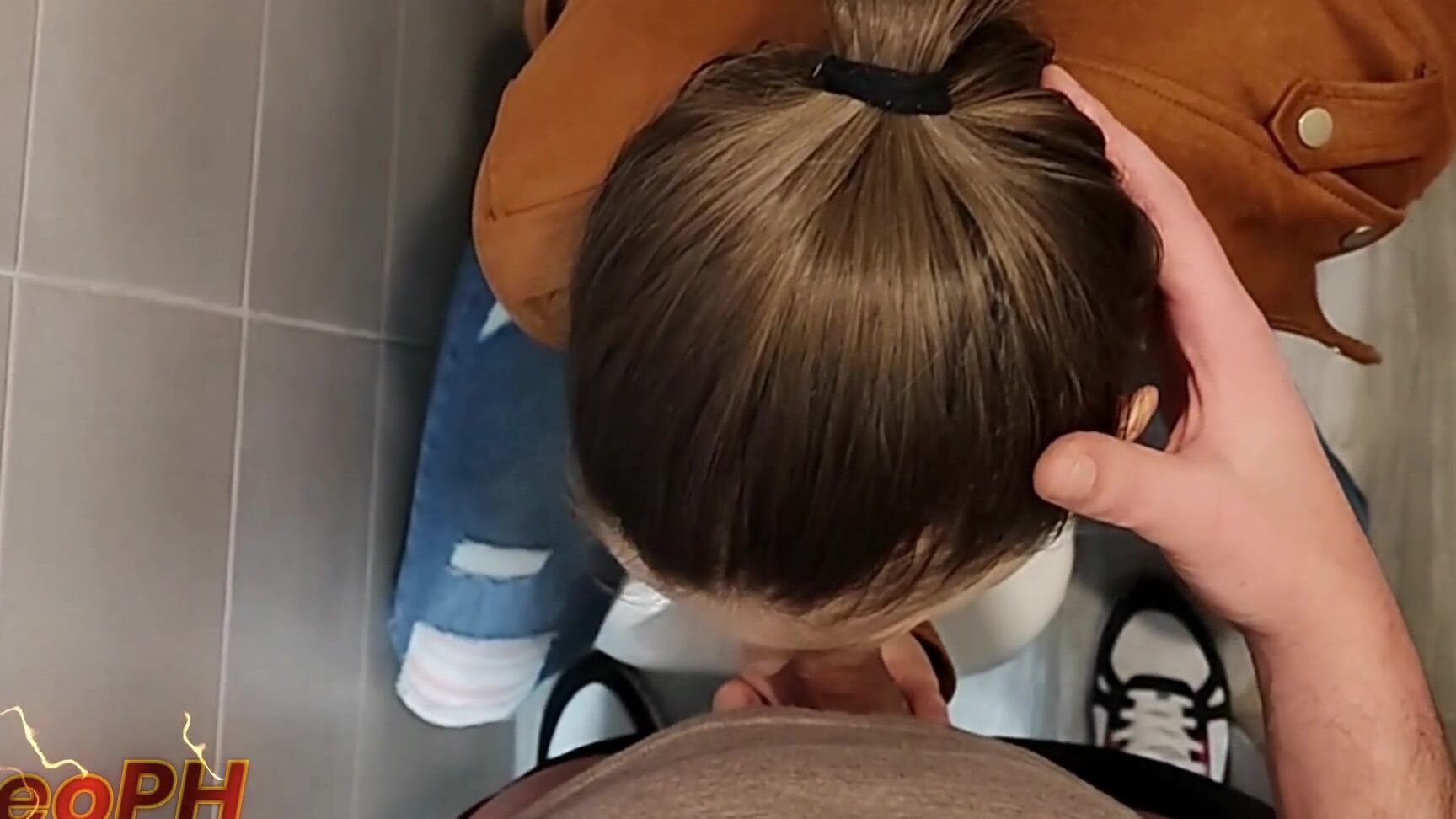 Pov Испанская Девушка Сосет Мой Член В Ванной На Дискотеке Идеальные Сиськи Pornhub Com