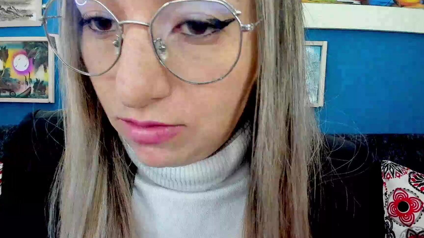 "Coconutsex" deepthroat, dildosucking, gagging, sloppy, spitfetish Spit Enthusiast Spit Dildo deepthroat Manyvids