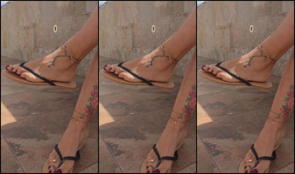 Sexyheels 18 Aka Sexyheels Paola18 10 10 2025 Onlyfans Video Te Gusta Como Se Escuchan Mis Chanclas Planas