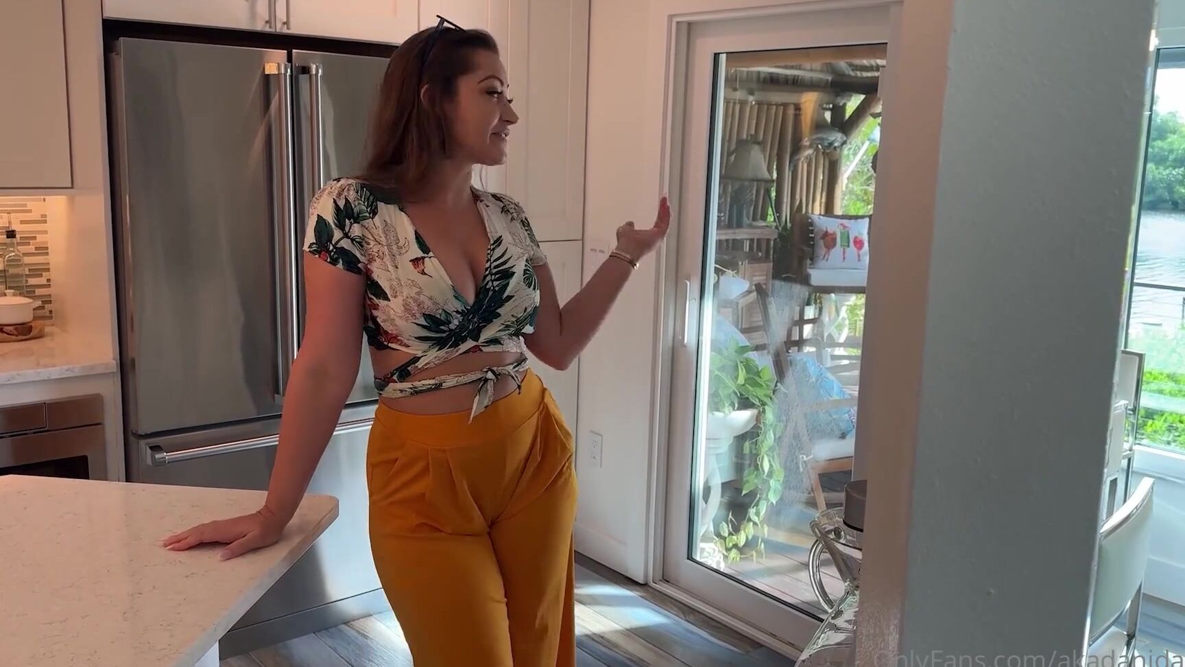 Dani Daniels Aka Akadanidaniels 07 09 2024 Onlyfans Video I Almost Got Caught Being A Naughty Housewife