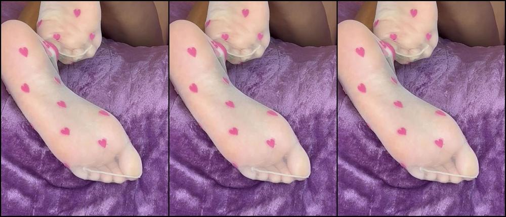 Effthemtoes Nicknamed Effthemtoes 03 19 2023 Onlyfans Video Sock Removal