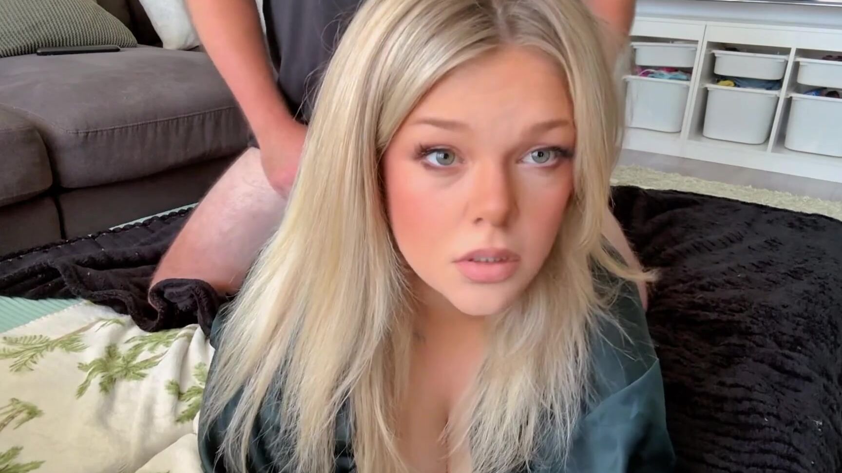 Riley Rips Aka Riley Rips 01 06 2026 Onlyfans Video A Gassy Quickie