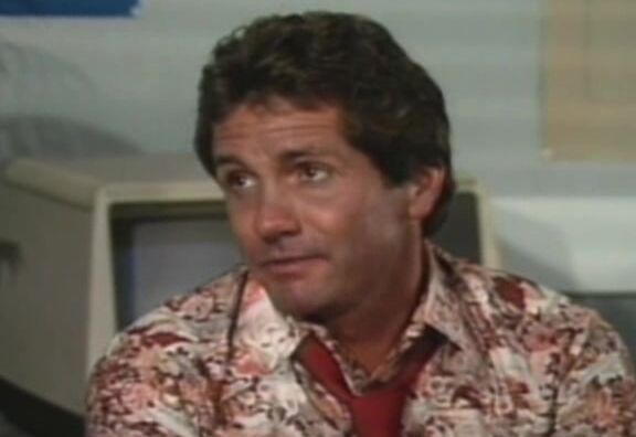 "Alexa Parks, Amber Lynn , Angel Kelly, Tracey Adams, Viper, Eric Edwards, Francois, Peter North, Scott Irish" DP, Classic, Anal Tracy Takes Paris Arrow Productions