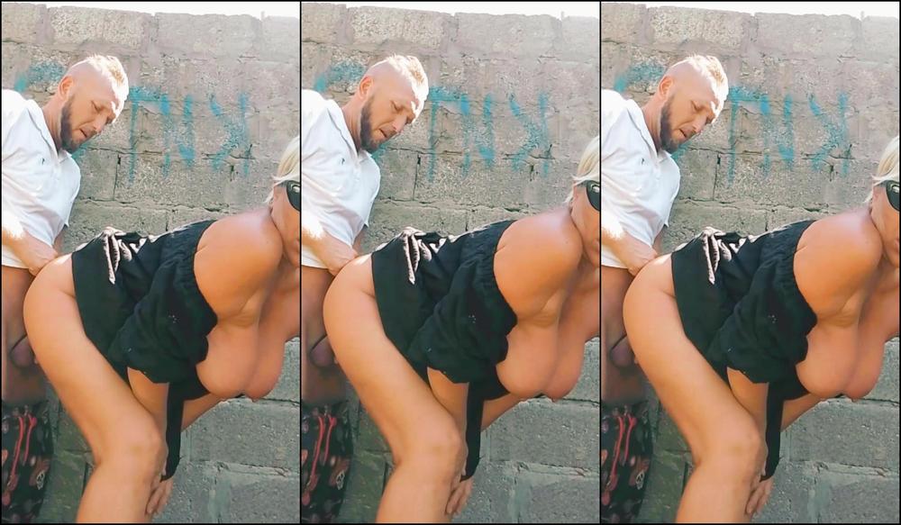 A Stranger Watched Me Masturbate In The Park Then Took Me To A Construction Site And Fucked Me Crazyfamily 1970