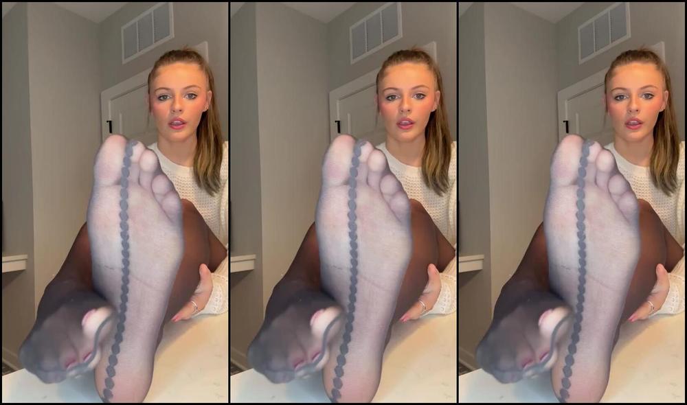 Evessfeet Nicknamed Evesfeet123 12 17 2024 Onlyfans Video What Are You Asking For For Christmas