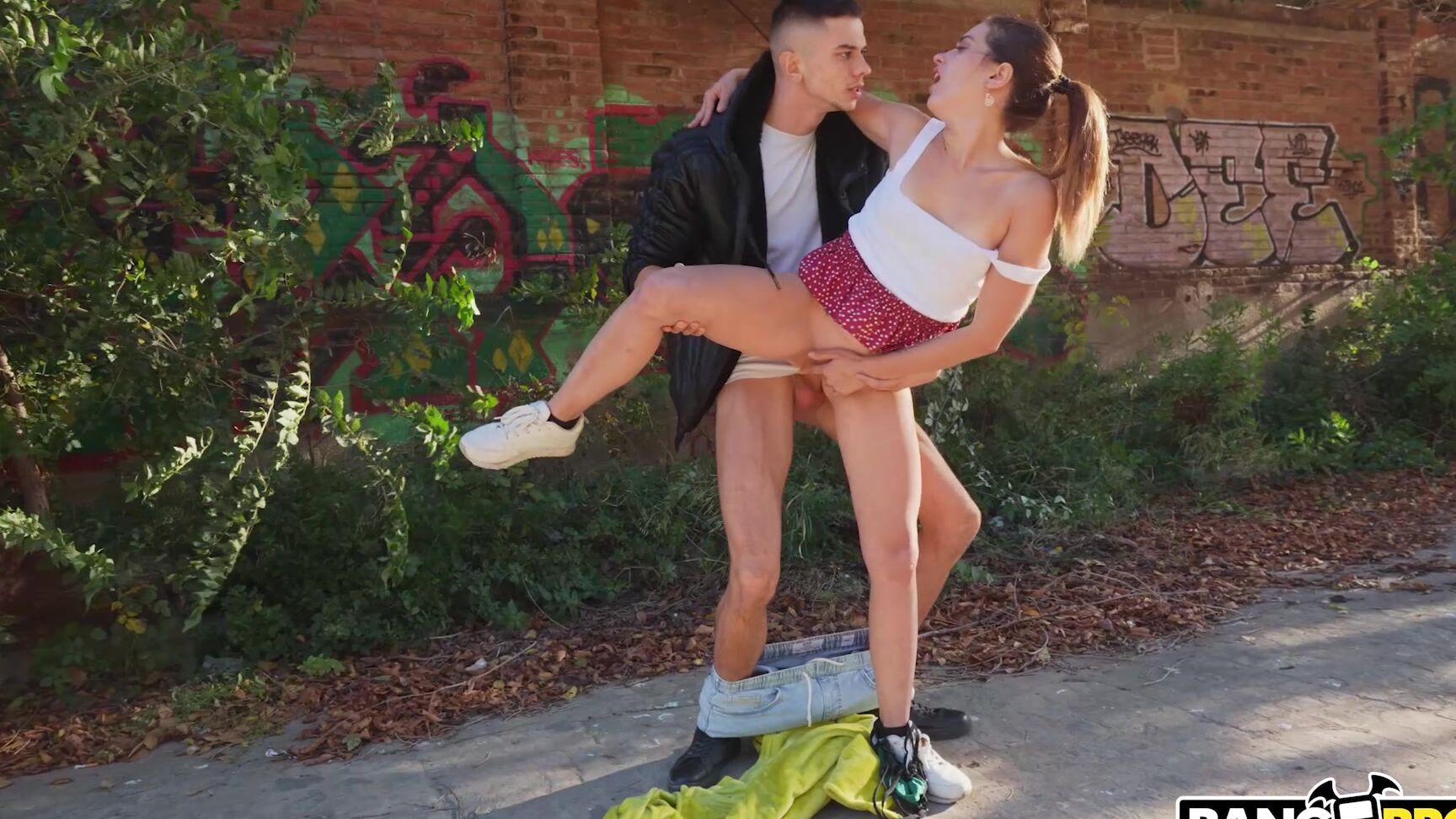 Valentina Lapiedra Bangbros Andrea Gets Anal In Public