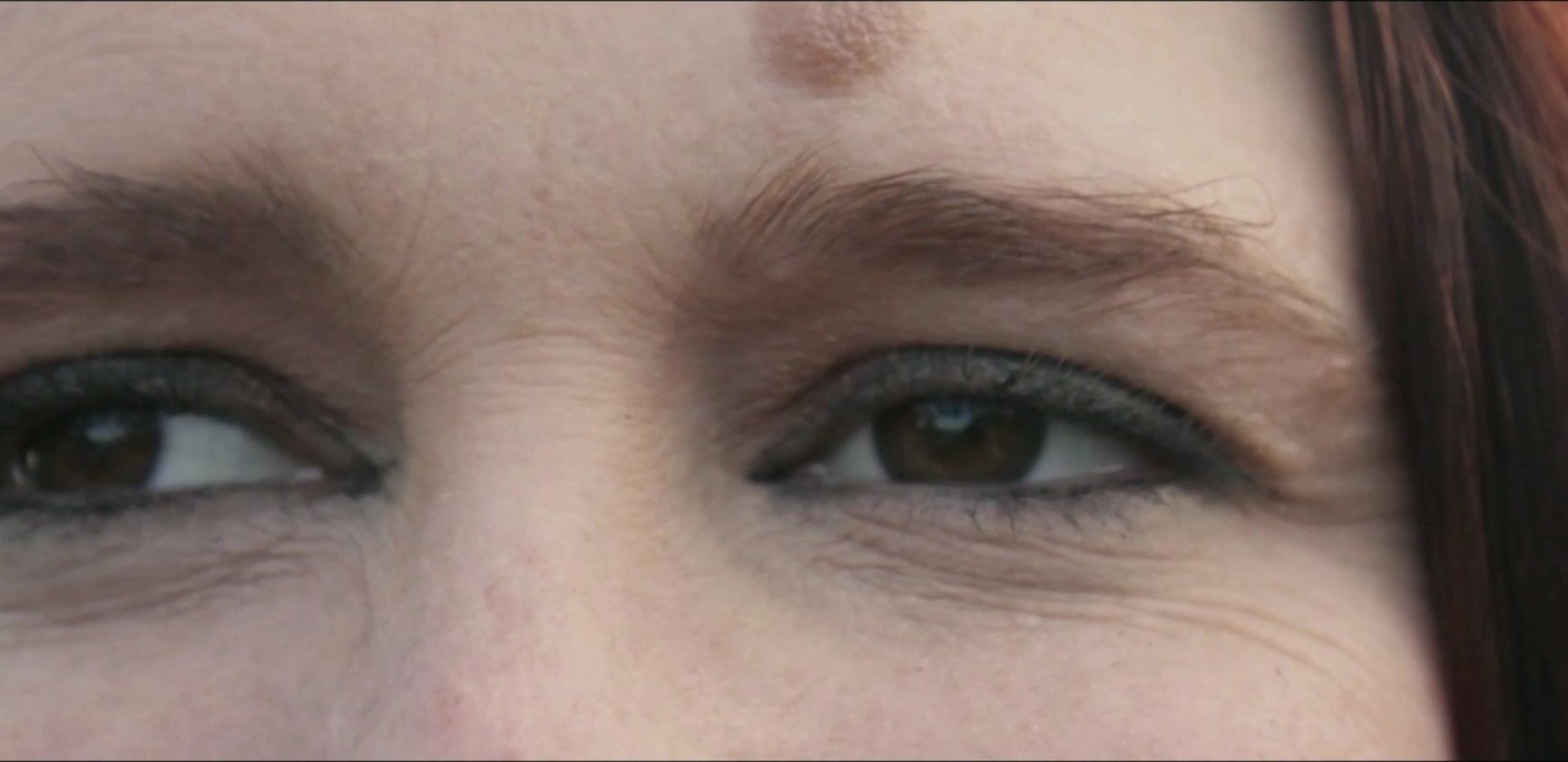 "TindraFrost" girlgirl, lesbians, publicnudity, publicoutdoor, strapon Remember Me trailer Manyvids