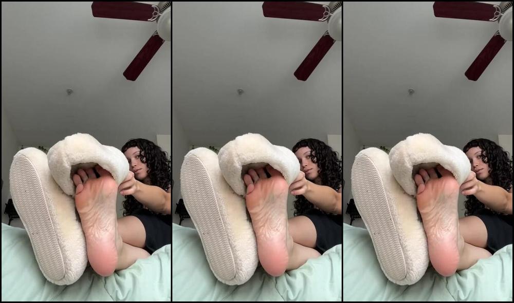 Goddess Liv Nicknamed Soldmysole 07 27 2025 Onlyfans Video Answering Dms Tomorrow