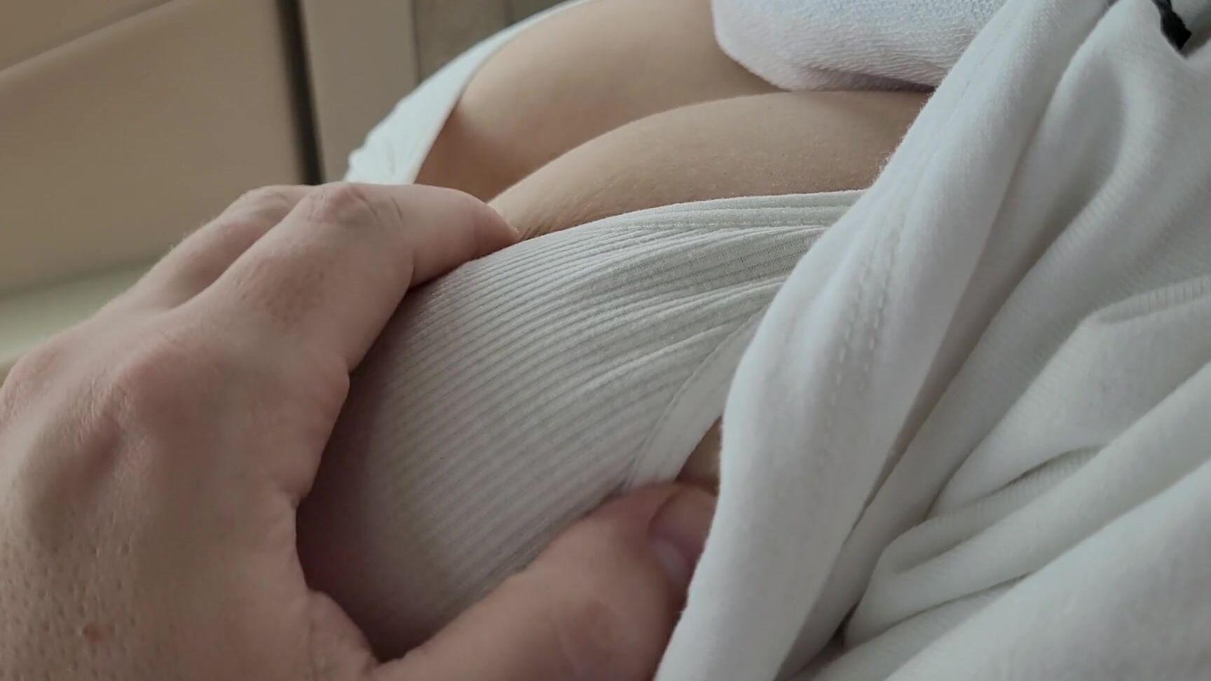 Снял Девушку С Большими Beautiful Сиськами И Она Не Против Прикоснуться Pornhub Com