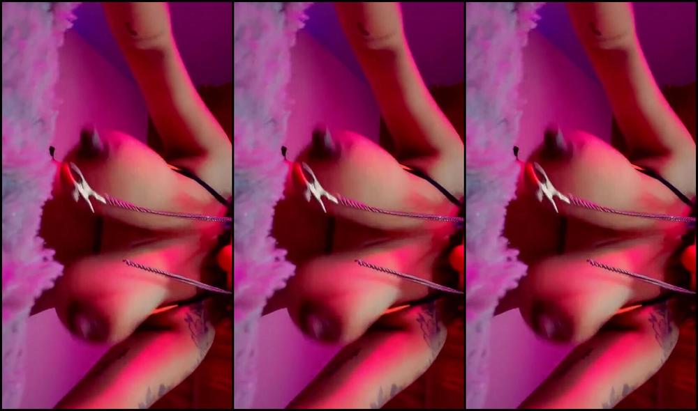 Watch Onlyfans Video of Leaked Mistress Bhiankha taking control of her slave's feet