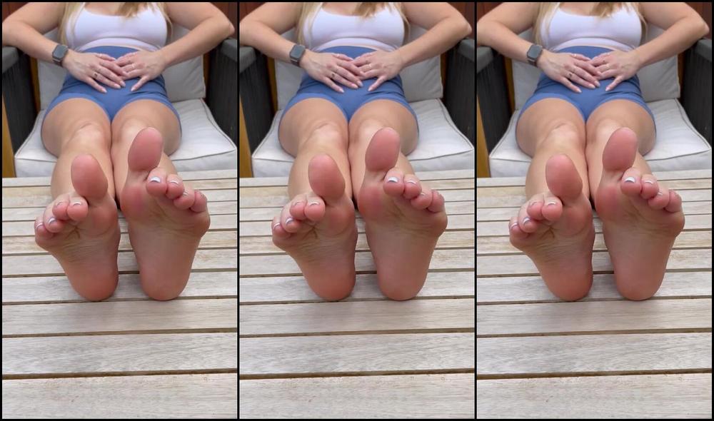 Alice Olsson Nicknamed Aliceexolsson 07 18 2024 Onlyfans Video I Forgot To Upload This Vid Do You Like How I Wiggle My Toes While I