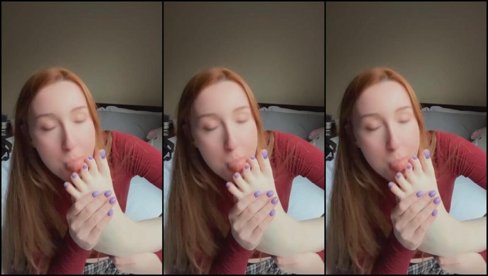 Goddess Lindsay Nicknamed Goddesslindsay 03 13 2025 Onlyfans Video Just Showing Off The Ombr Purple Pedi