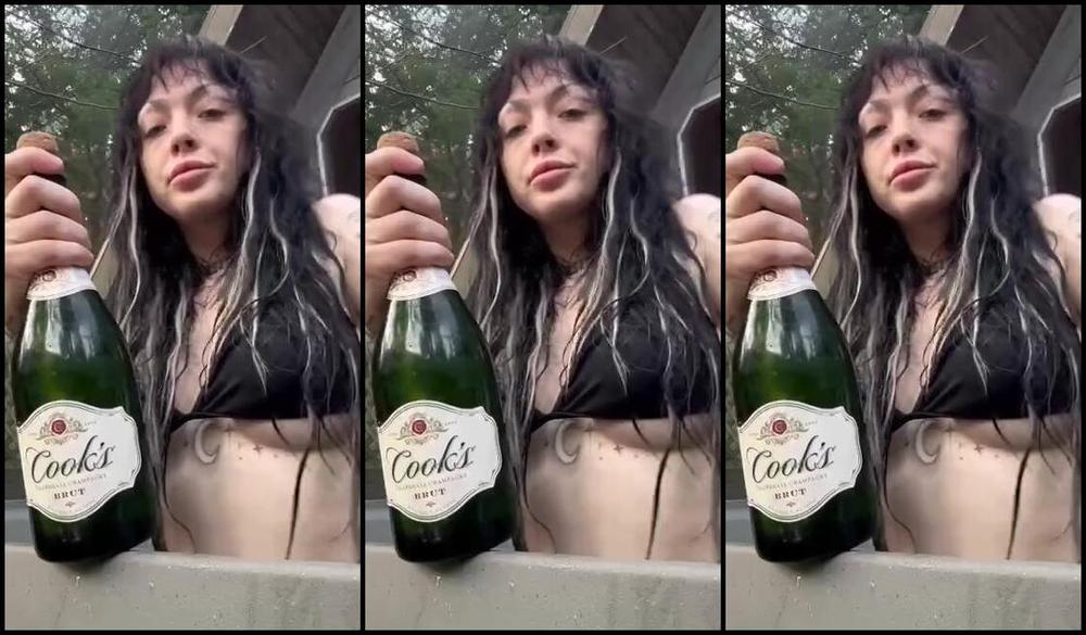 Millie Millz Nicknamed Milliemillz 01 08 2024 Onlyfans Video Guess What S Popping