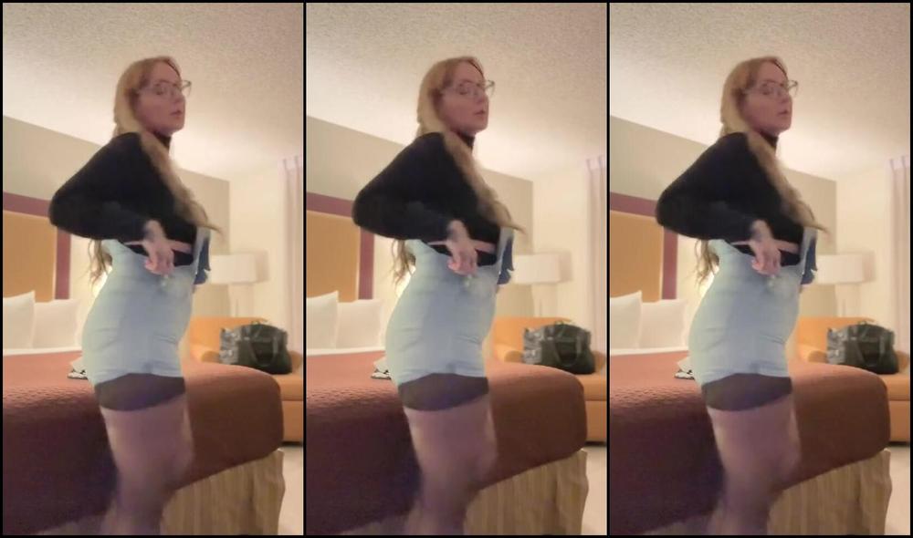 Blxxd Bunny Nicknamed Blxxdbunny 12 15 2024 Onlyfans Video Striptease