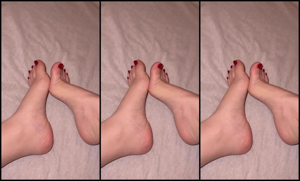 Onlyfans Princessdoga humiliates with her feet & cocks in a video