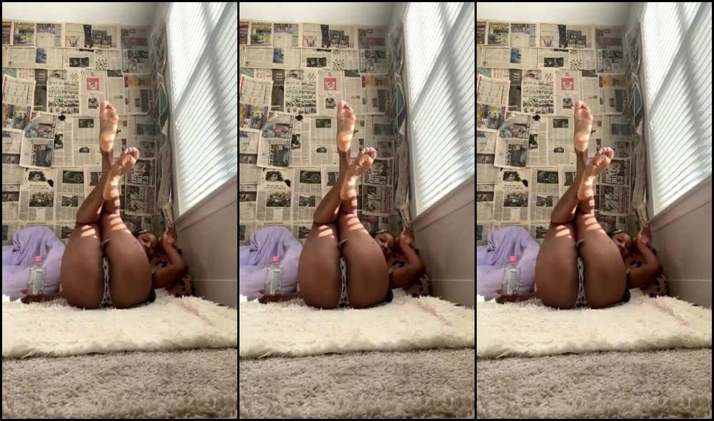 Suzie Q dominates Nicknamed Therealquirkyme in Onlyfans video stream at 11132025