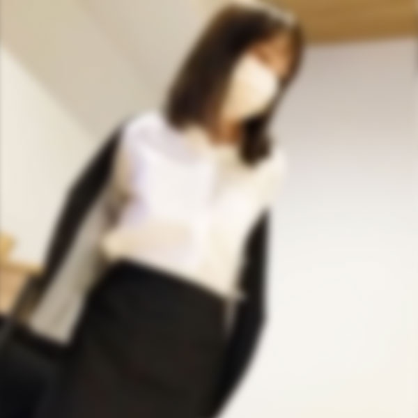 Jav Girls gets her feet worshiped and her mouth stuffed in a sexy office encounter