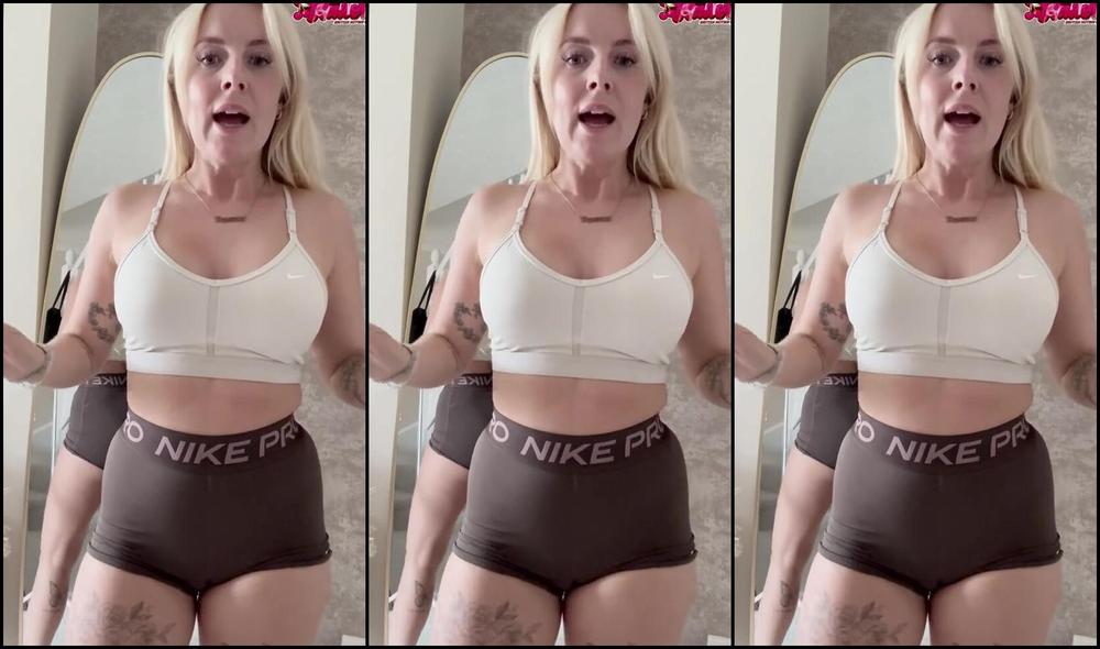 Emily Walters dominates in hot femdom onlyfans video Day 17