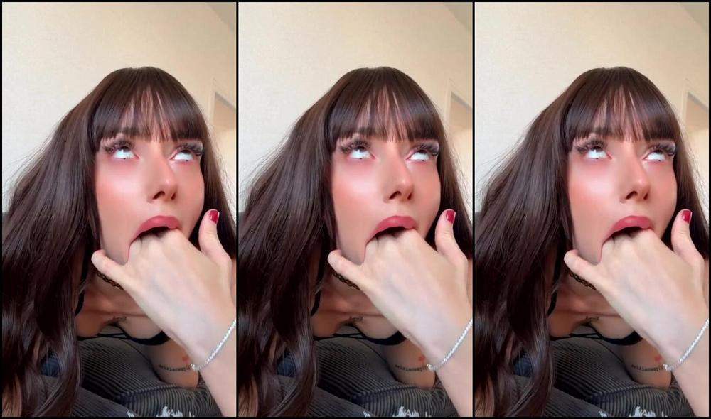 Onlyfans Video Leaked: Watch Onlyfans dominate and humiliate their submissive with a kinky femdom twist!