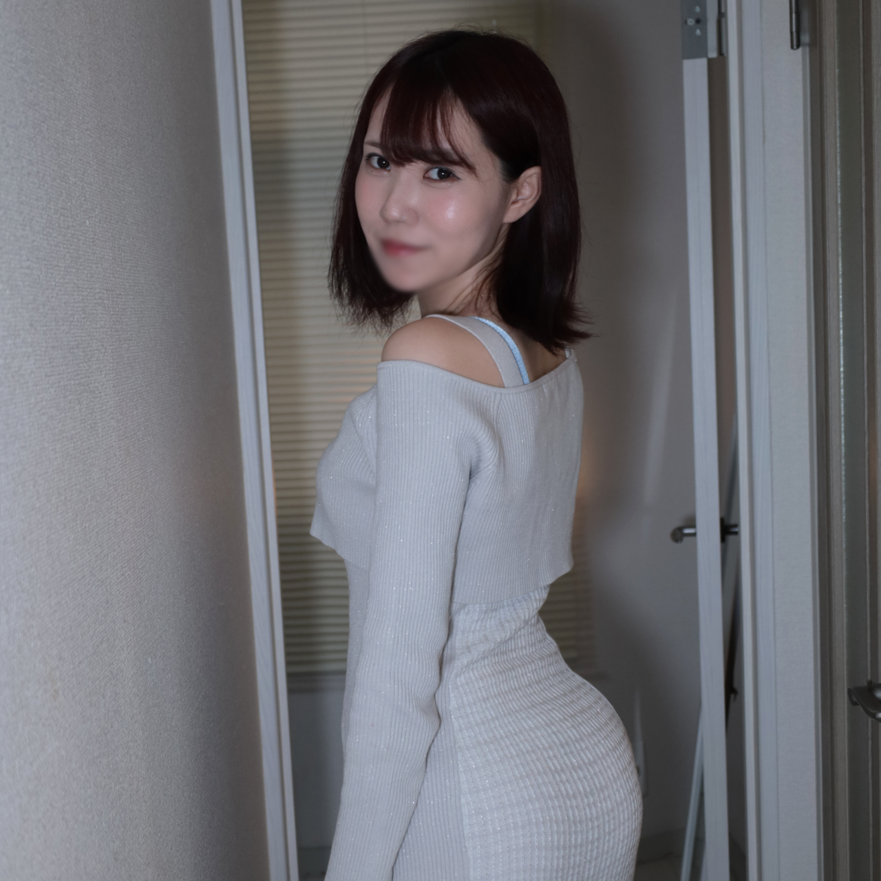 FC2-PPV-4671112 独占販売5/12迄990pt♡【初撮】 都内あるスレンダー大〇生。旅費のためイヤラシイ裏側を見せてくれた。膣奥まで突かれるモチモチの美尻。剛毛マ〇コに種付け Jav Girls 2025-04-21  "FC2-PPV-4671112 - uncensored"