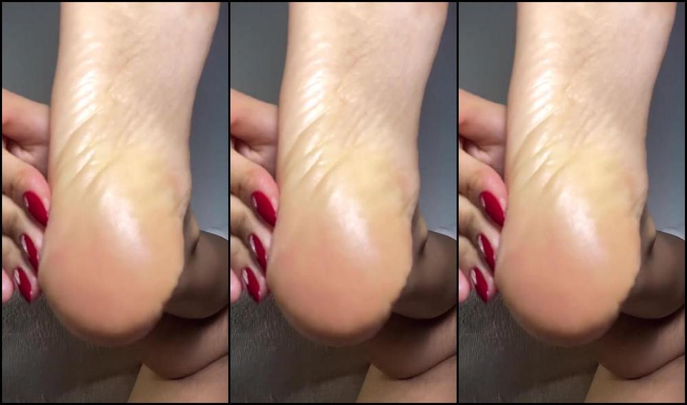Gigi Feet Nicknamed Gifeet06 09 30 2025 Onlyfans Video Quem Mais Baba Nessa Solinha