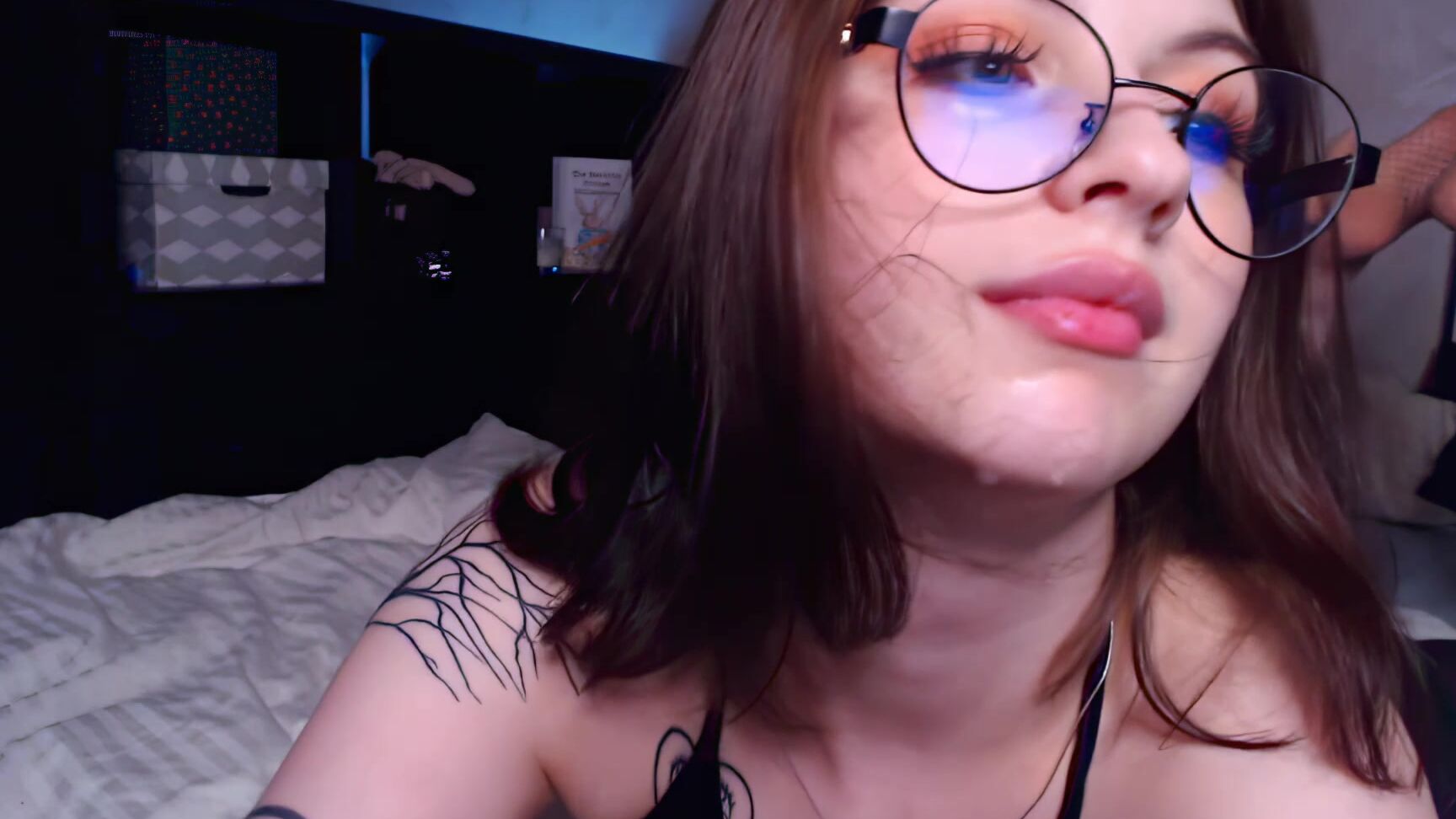 "Migurt" Brunette, Teen, Swallow, Deep Throat, Blowjob Migurt SiteRip