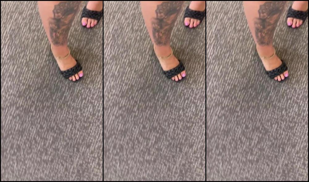 Jb Treasures Xxx Nicknamed Jbtreasuresxxx 04 23 2025 Onlyfans Video I Think My Feet Look So Pretty In These Heels What Do You Think