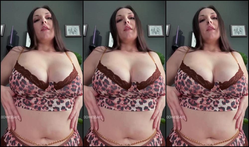 Vanessa Hughes Nicknamed Lochnessa93 05 06 2025 Onlyfans Video Wish You Were Playing With These Jugs This Morning